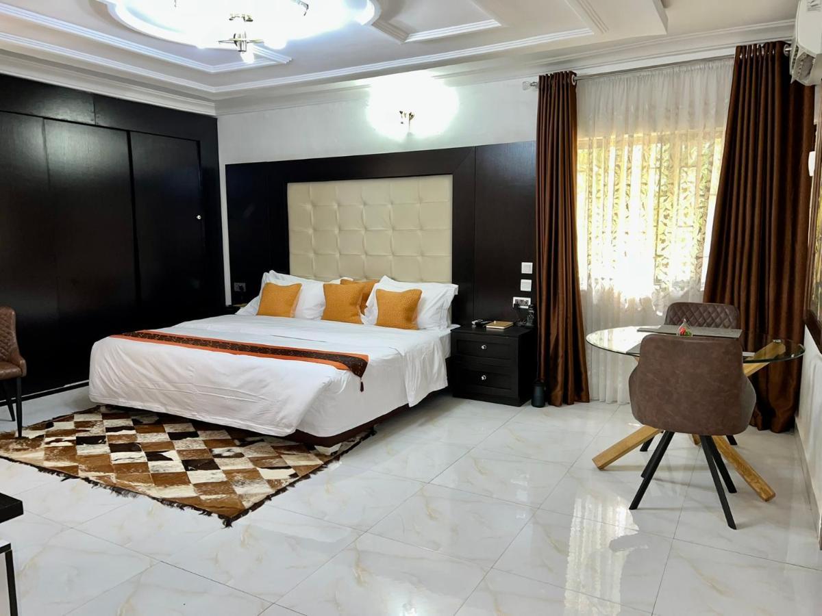 Urban Rootz Hotel Abuja Luaran gambar