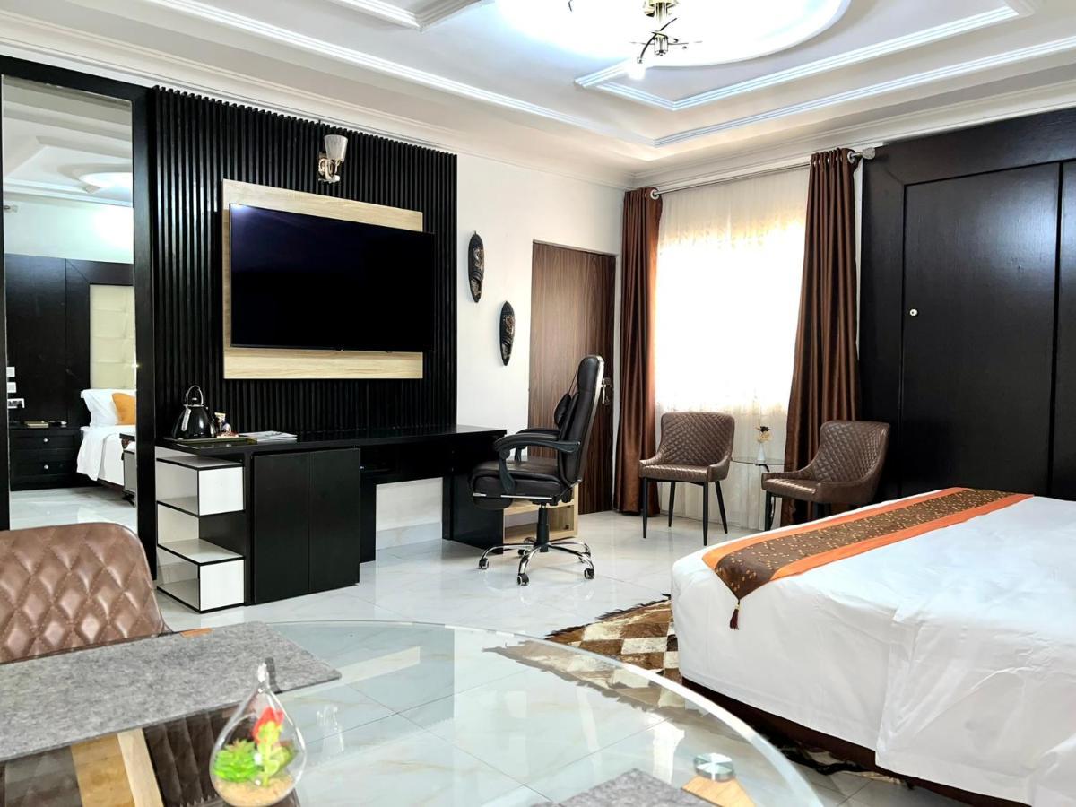 Urban Rootz Hotel Abuja Luaran gambar