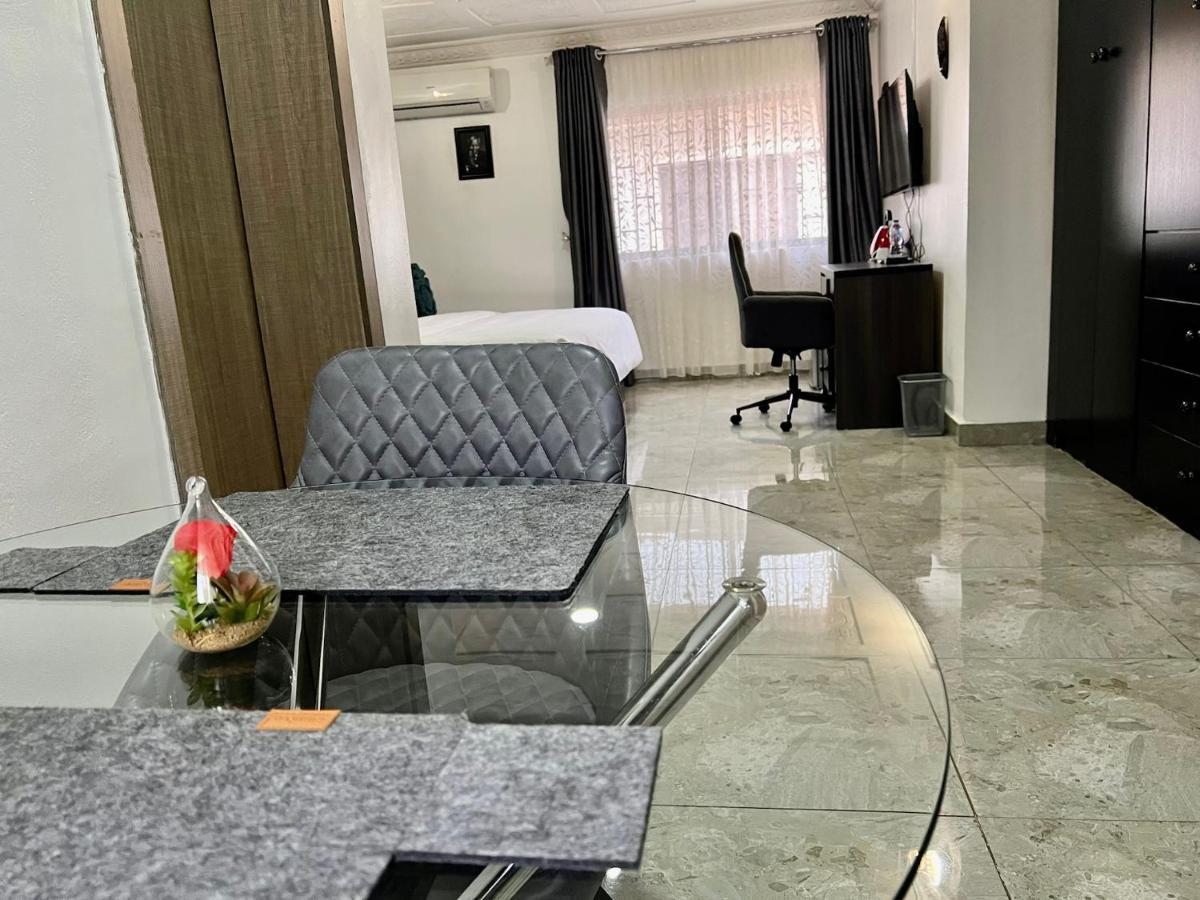 Urban Rootz Hotel Abuja Luaran gambar