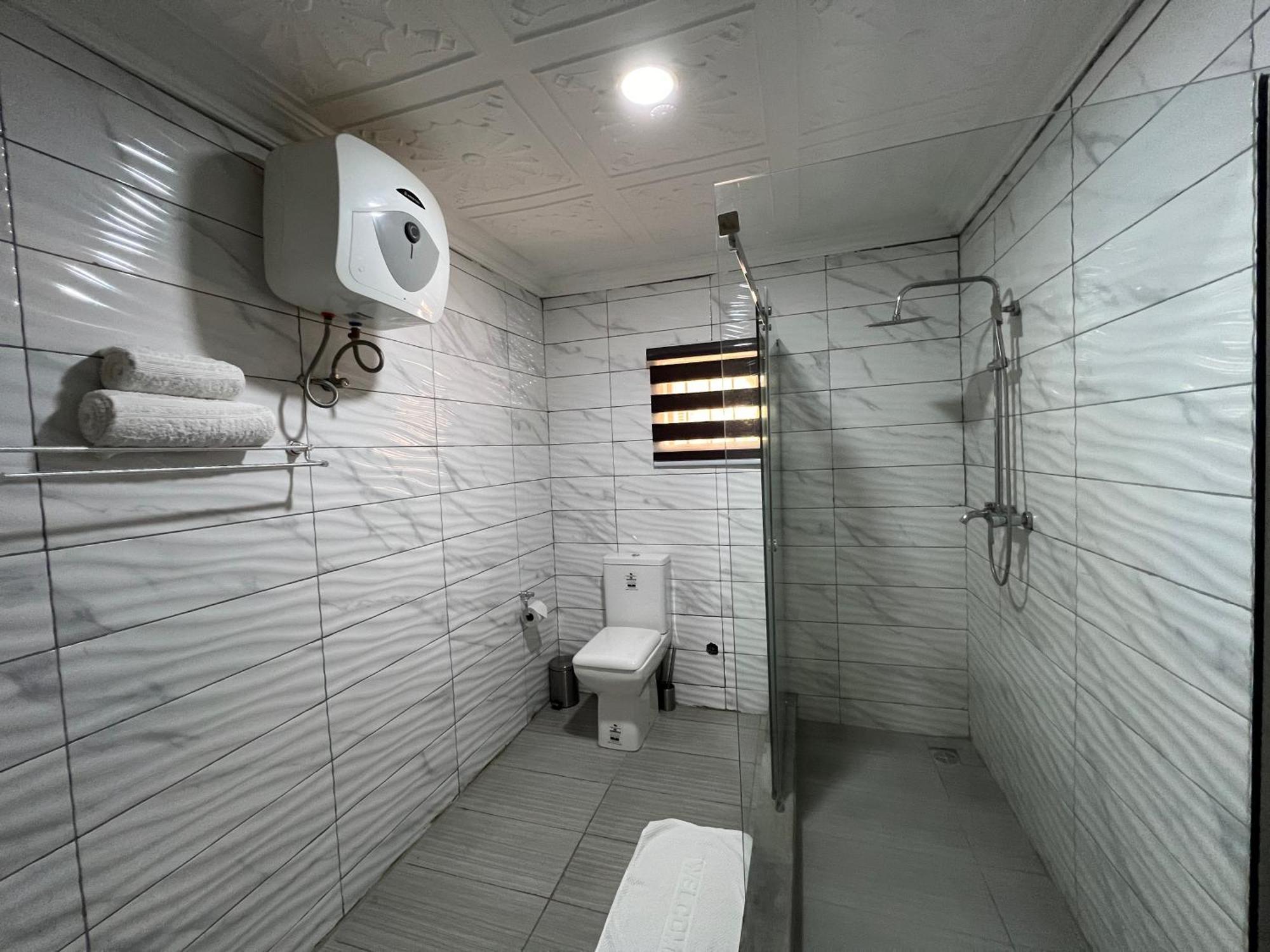 Urban Rootz Hotel Abuja Luaran gambar