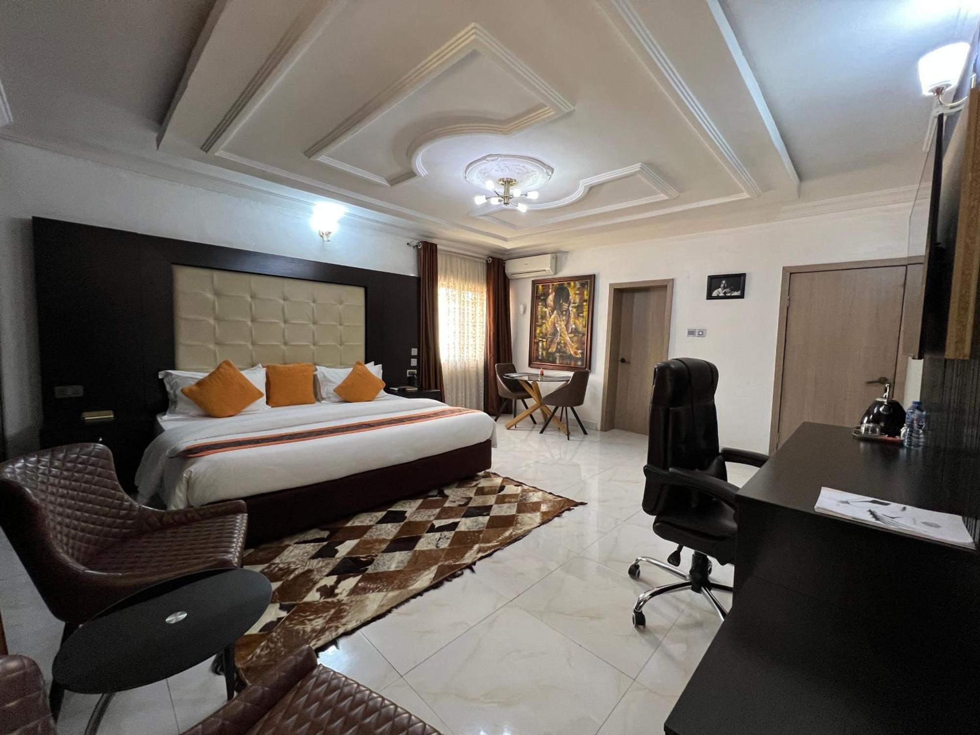 Urban Rootz Hotel Abuja Luaran gambar
