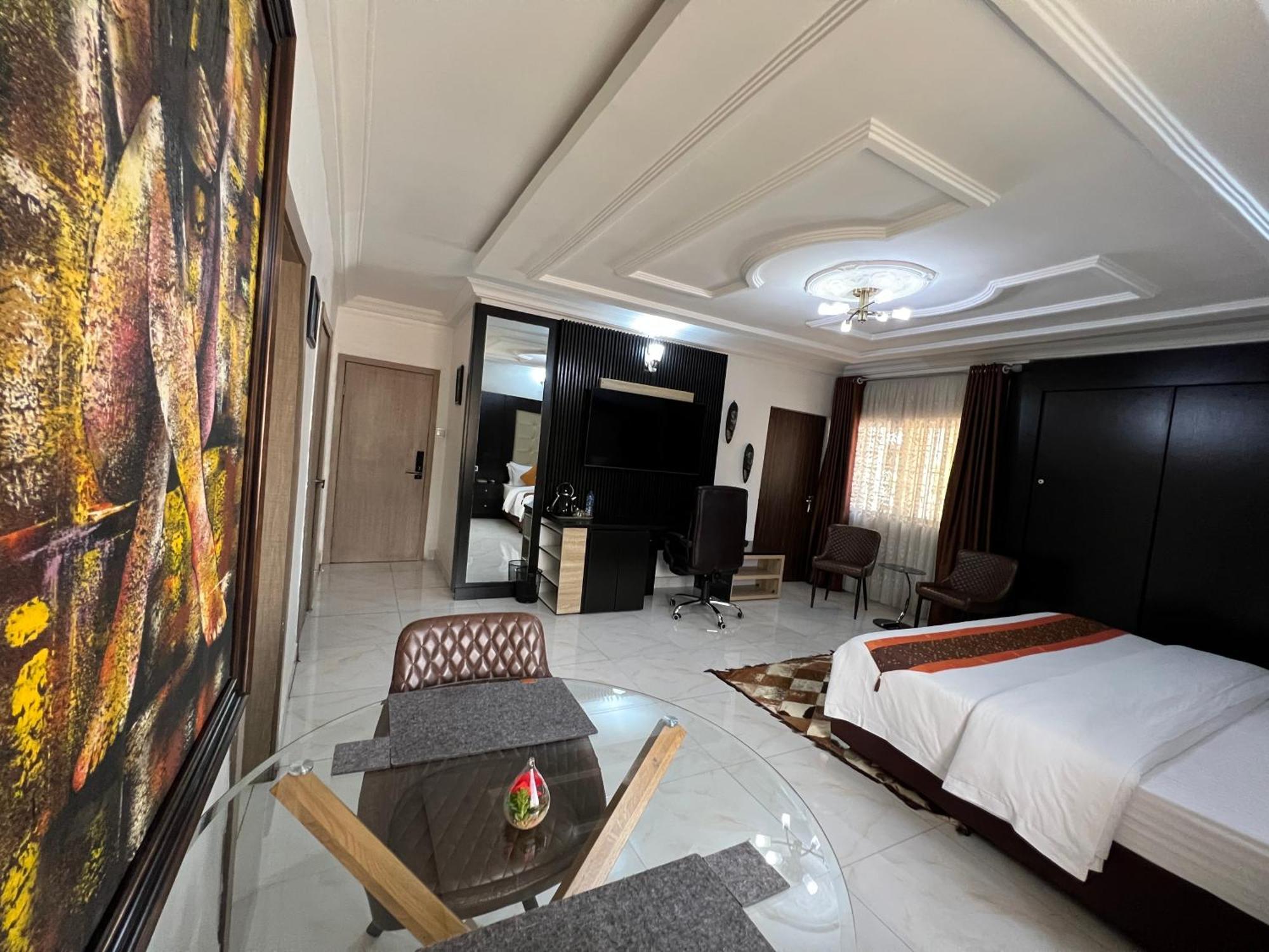 Urban Rootz Hotel Abuja Luaran gambar