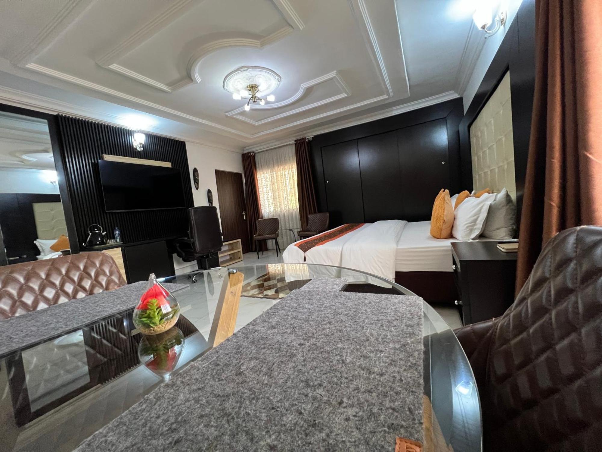 Urban Rootz Hotel Abuja Luaran gambar