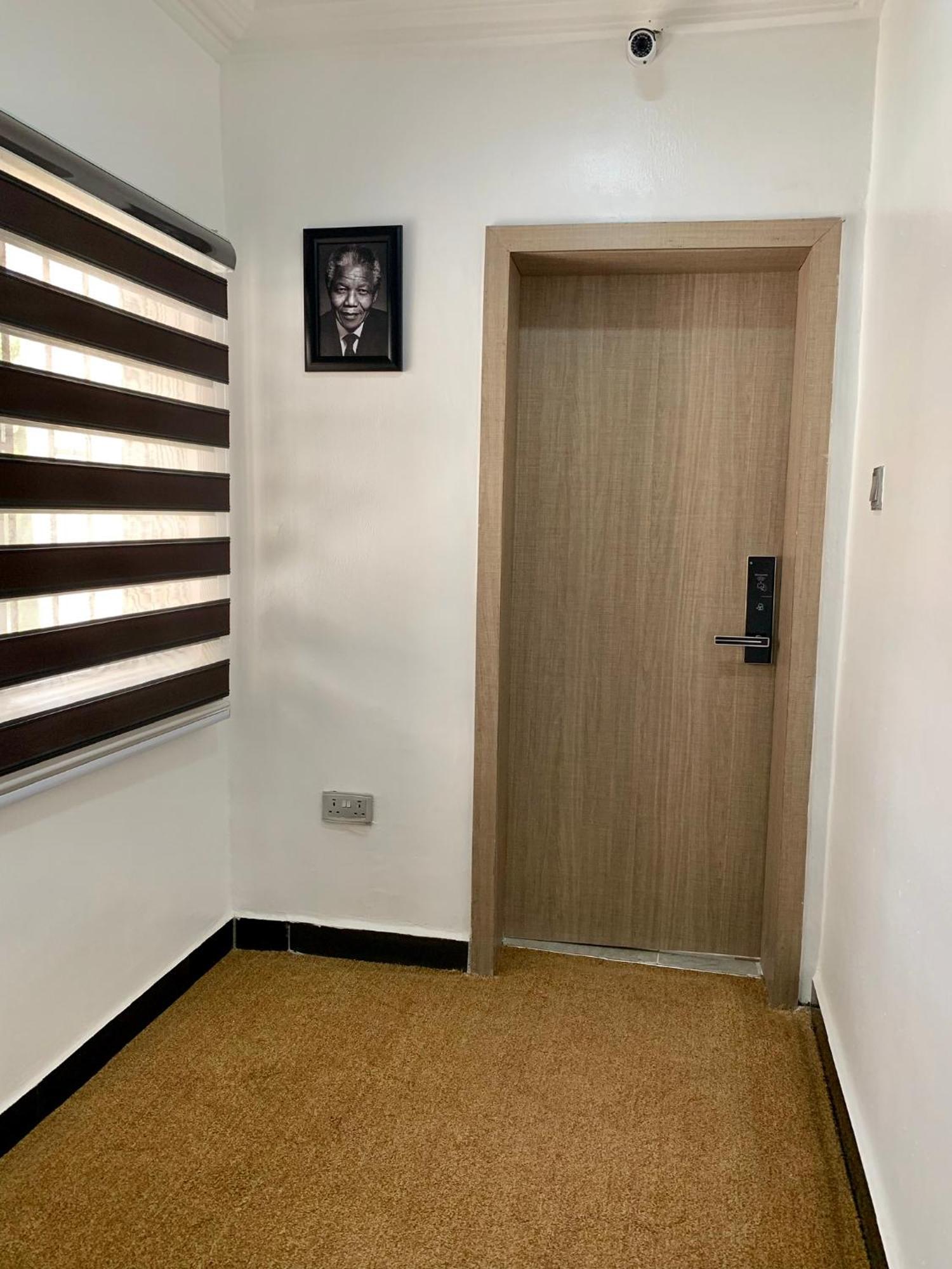 Urban Rootz Hotel Abuja Luaran gambar